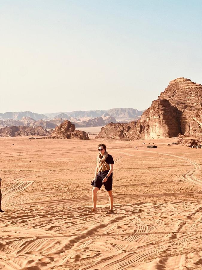 Holiday Inn Luxury Camp Wadi Rum Ngoại thất bức ảnh