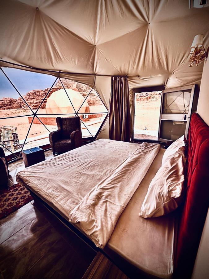 Holiday Inn Luxury Camp Wadi Rum Ngoại thất bức ảnh
