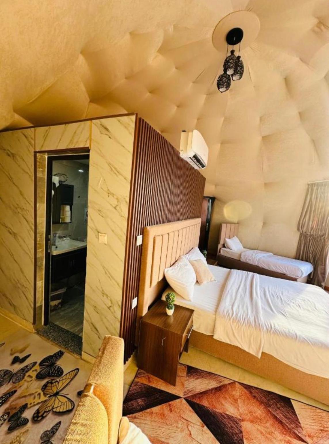 Holiday Inn Luxury Camp Wadi Rum Ngoại thất bức ảnh