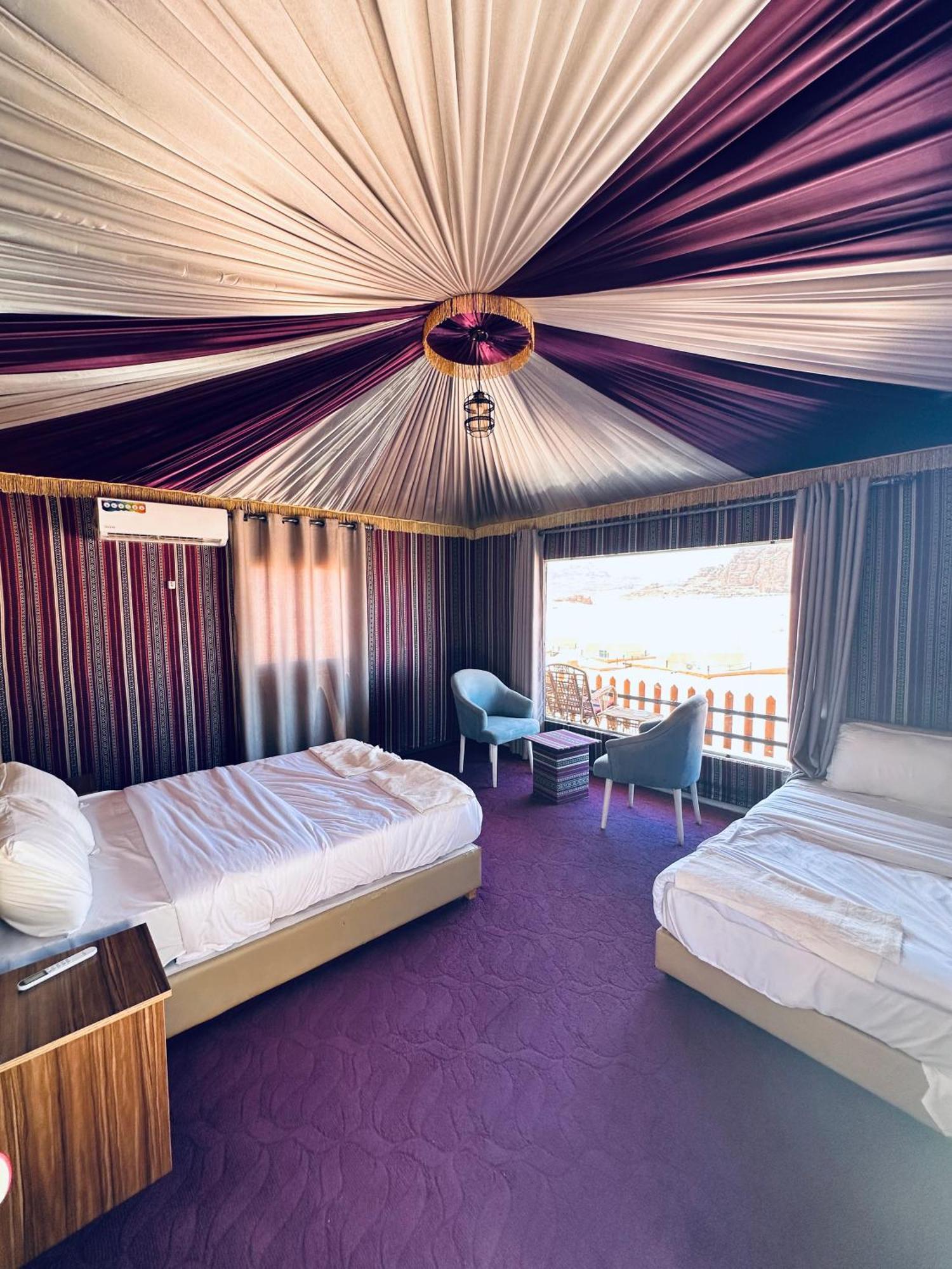 Holiday Inn Luxury Camp Wadi Rum Ngoại thất bức ảnh